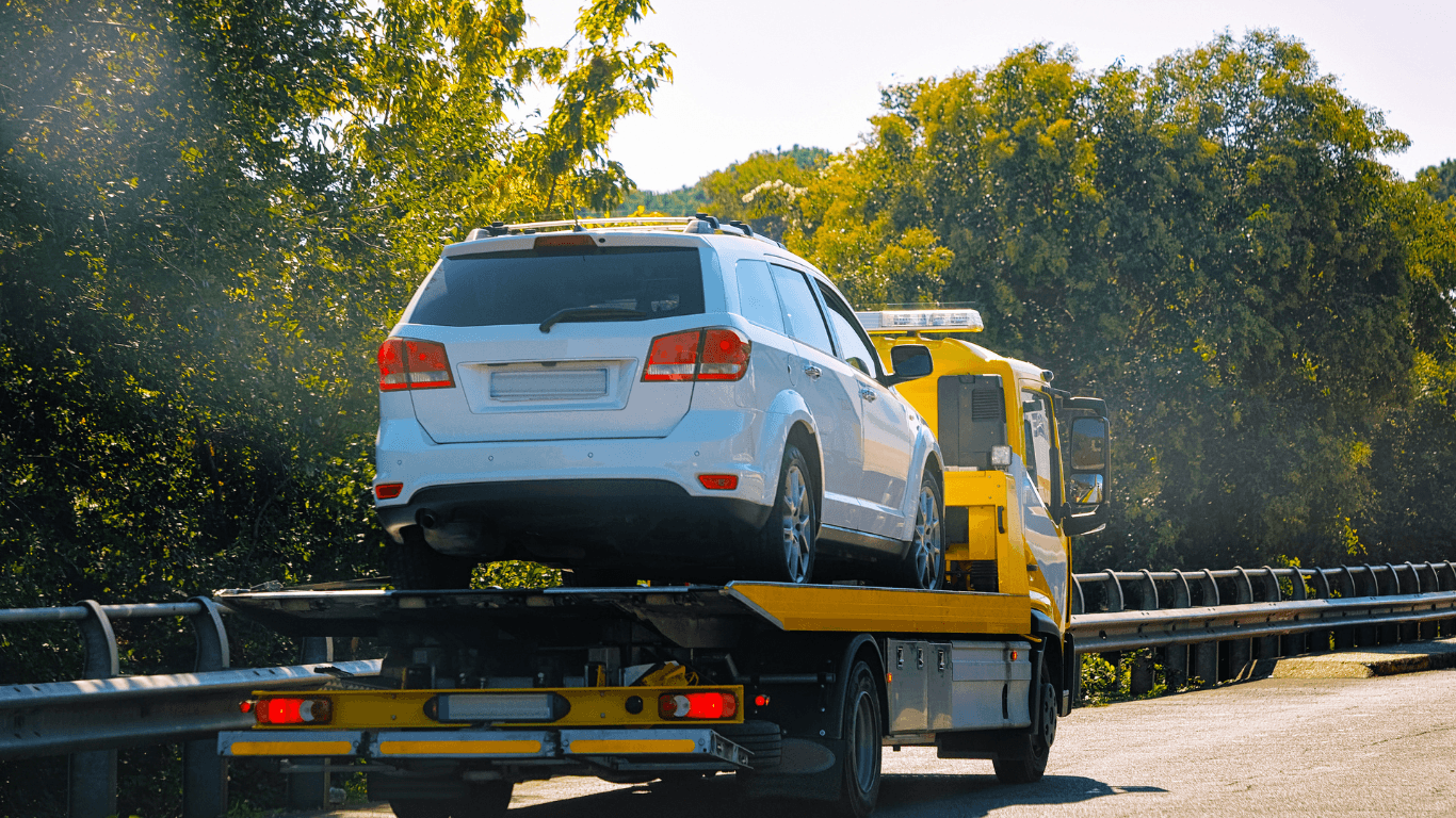 Bueno Villaseñor Asesores ofrece seguros de autos personalizados en Rosarito, BC, respaldados por AXA, Qualitas o Chubb. Encuentra la póliza perfecta para tu auto y lleva tu seguridad al siguiente nivel. Cobertura asistencia legal